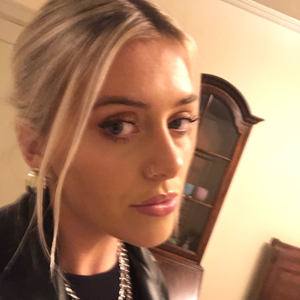 Meet your Posher, Tracy